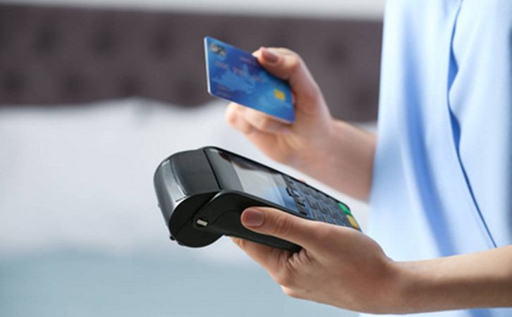 pos機正確刷卡方法