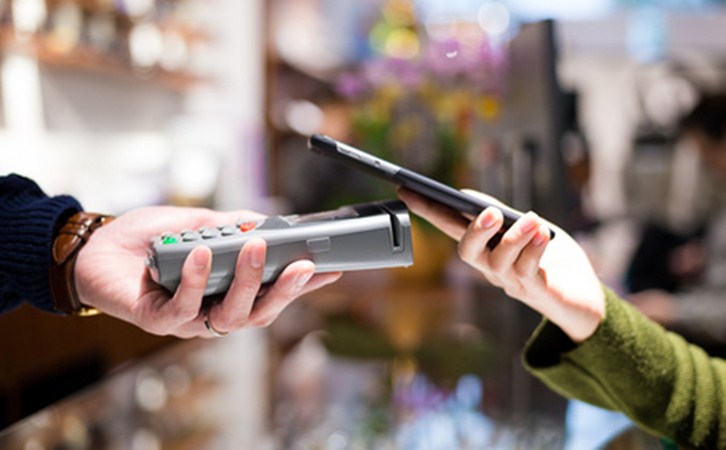 固定刷卡機(jī)和移動(dòng)刷卡機(jī)