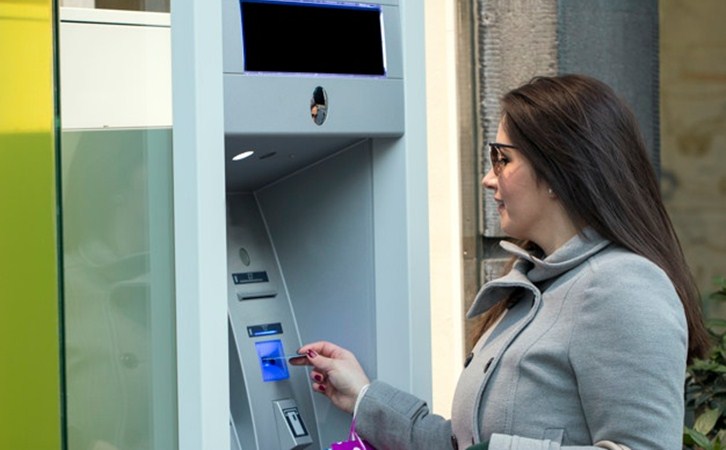 銀聯智能刷卡機怎么使用