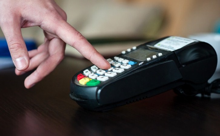 招商銀行pos機閃付