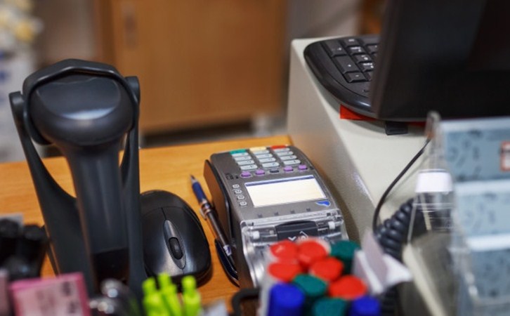 pos機(jī)刷卡費(fèi)率是多少錢(qián)