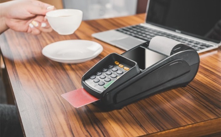 周日pos機多久到賬嗎