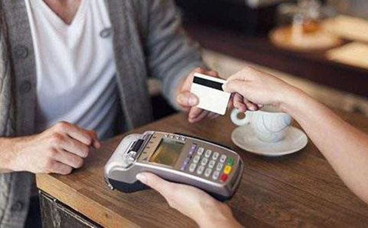 POS收銀機卡紙了